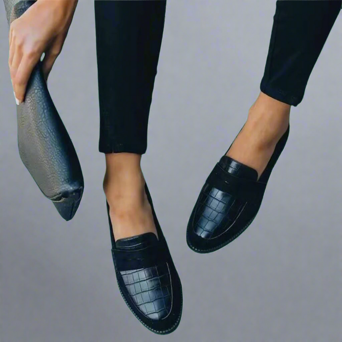 Isabella - Women's Chic Comfort Loafers with Quilted Detail