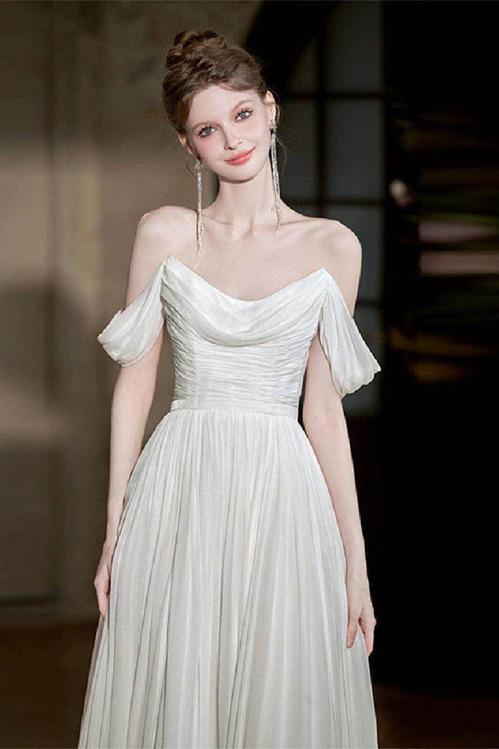 A-Line Sweep-Brush Train Chiffon Wedding Dress 811880629978CR - COCOMELODY
