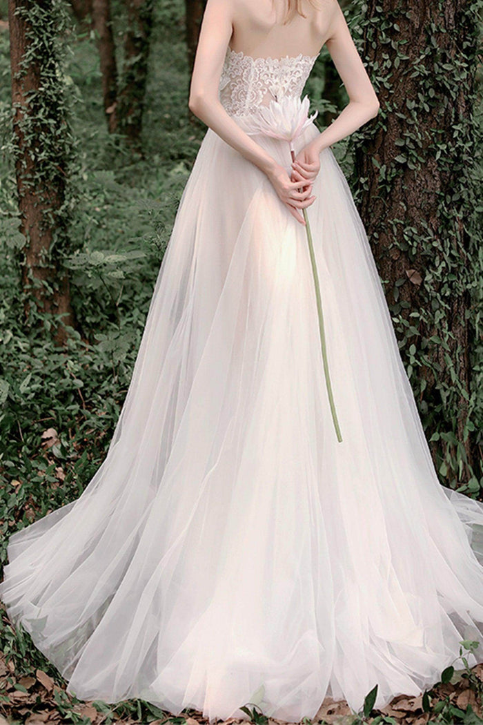 A-Line Sweep-Brush Train Lace Tulle Wedding Dress CW2749 - COCOMELODY