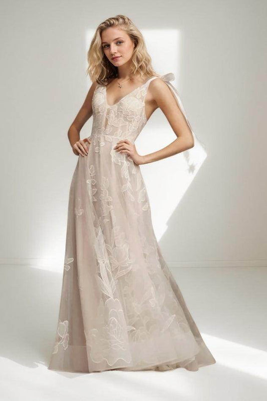 A-Line Sweep-Brush Train Lace Tulle Wedding Dress CW3470 - COCOMELODY