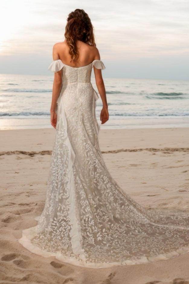 A-Line Sweep-Brush Train Lace Wedding Dress CW3525 - COCOMELODY