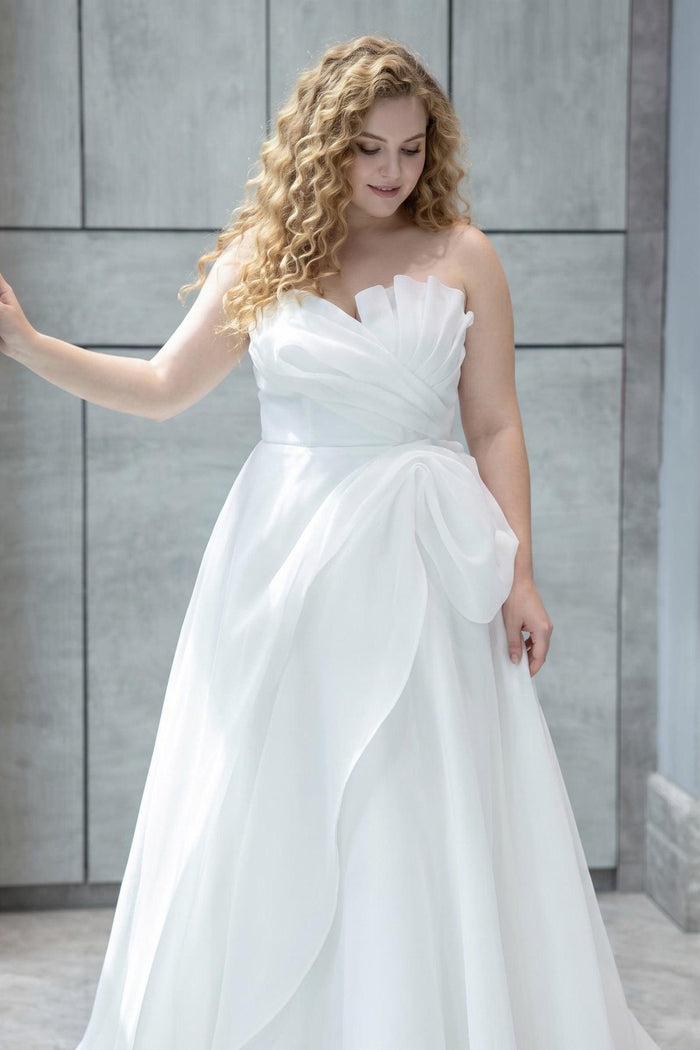 A-Line Sweep-Brush Train Organza Satin Wedding Dress 724137910656