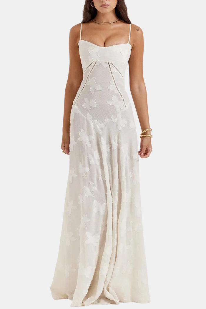 Amelia - Flowy Women's Wedding Guest Dress with Sweetheart Neckline and Maxi Length