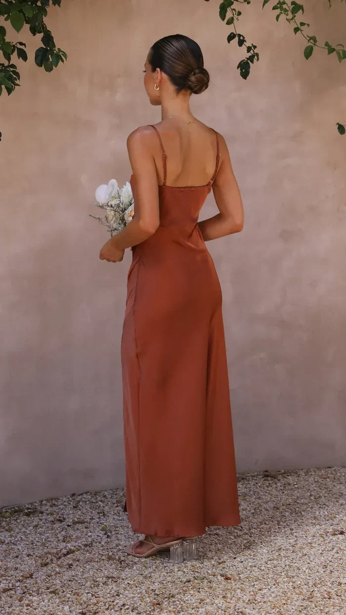Ava - Elegant Women's Wedding Guest Dress with Spaghetti Straps and Thigh Slit