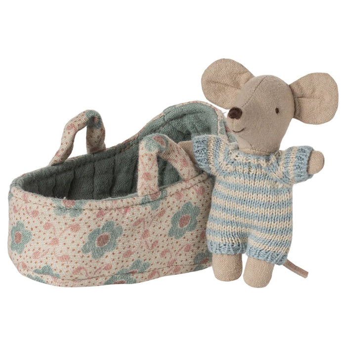 Baby Mouse in Carry Cot