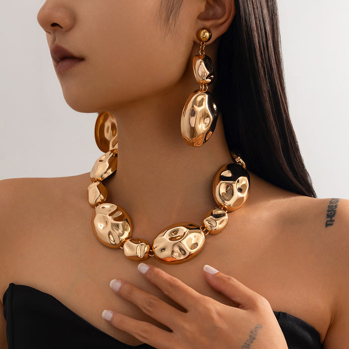 bold sculpted gold statement set with chunky collar – VERA