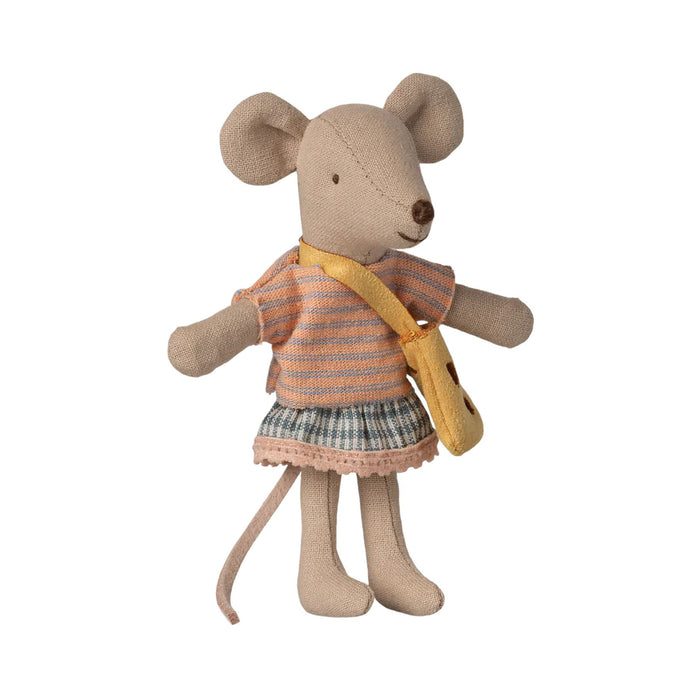 Clothes and Bag, Little Sister Mouse