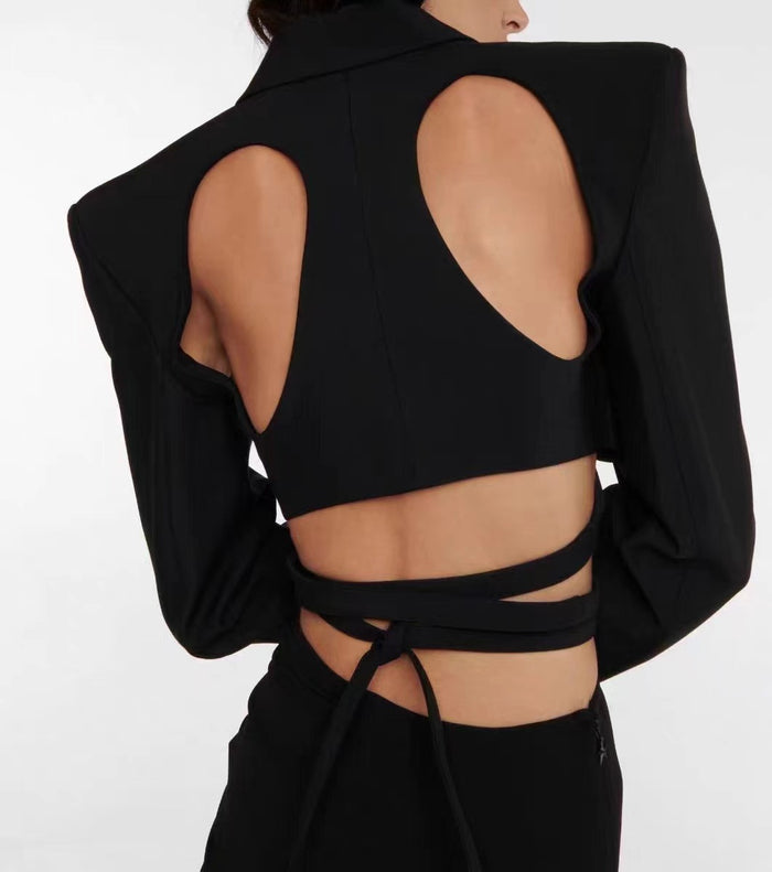 Cut-out blazer with tie-front detail - Nasru
