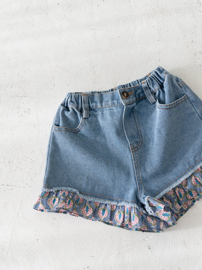 Denim ruffle shorts