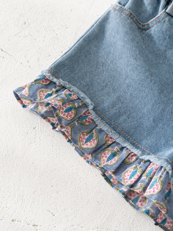 Denim ruffle shorts