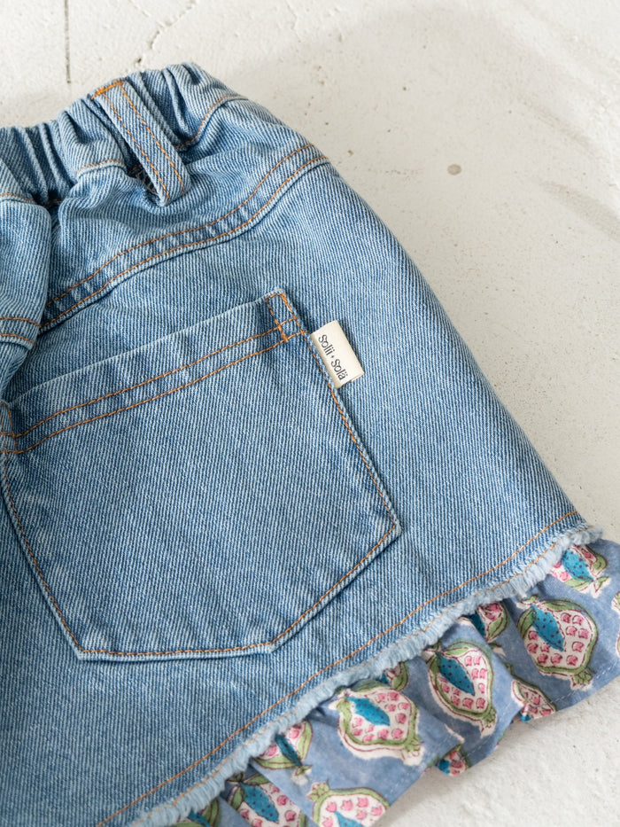 Denim ruffle shorts