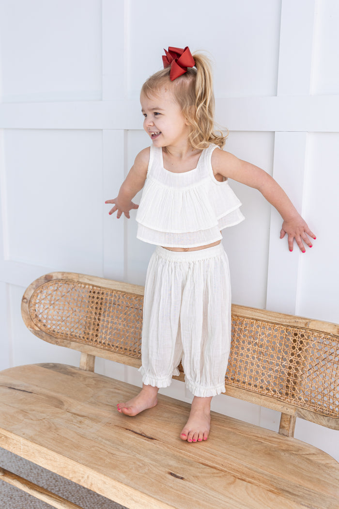 Double Gauze Off-White Solid Color Ruffled Top & Pants Set – Soft Cotton Outfit for Infants & Toddlers