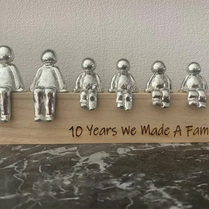 Adults * 2 + Kids *4