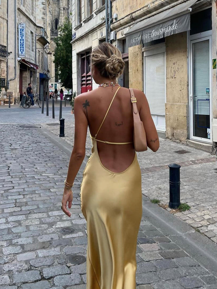 Grace - Elegant Women's Wedding Guest Dress with Halter Neck and Side Slit