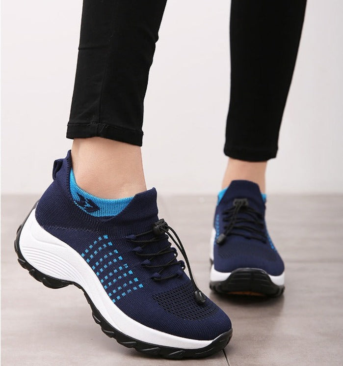 Harper - Trendy Women's Orthopedic Trainers with Lace-Up Closure and Cushioned Sole