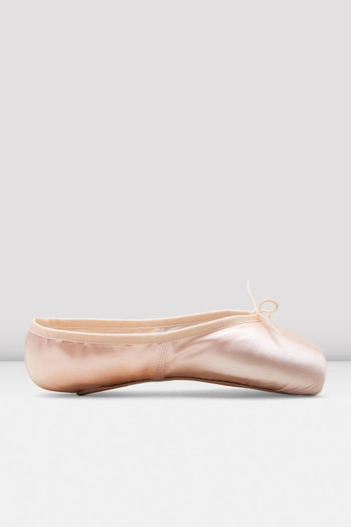 Heritage Pointe Shoes