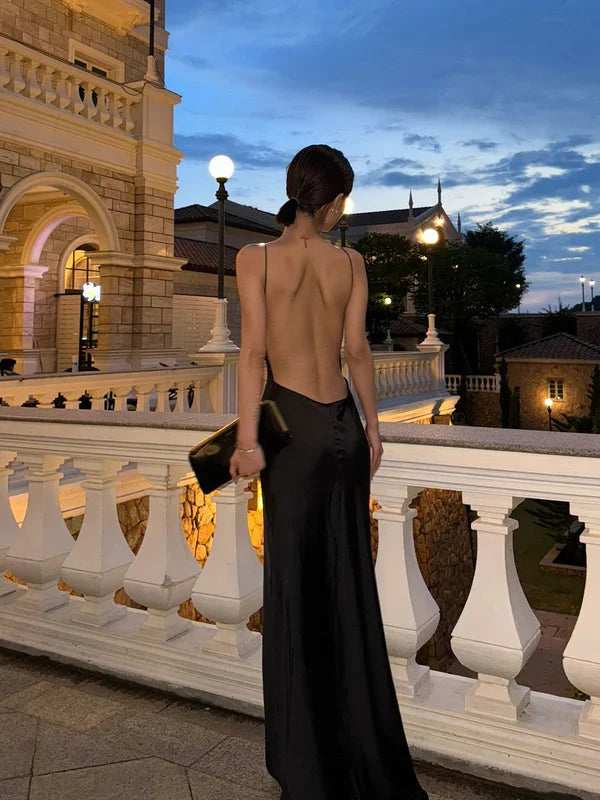 Isabella - Elegant Women's Wedding Guest Dress with V-Neck and Open Back