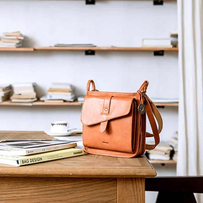 Leather shoulder bag with unique design