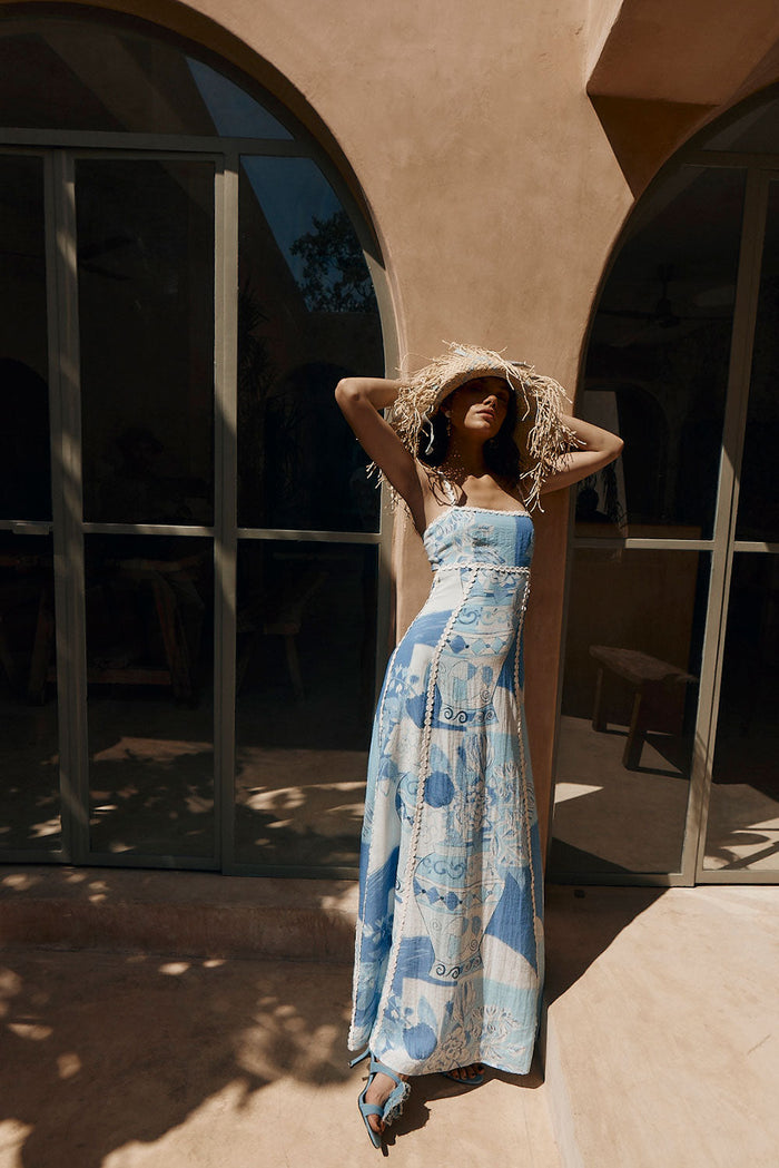 Nora - Flowy Women's Wedding Guest Maxi Dress with Open Back and Bow Detail
