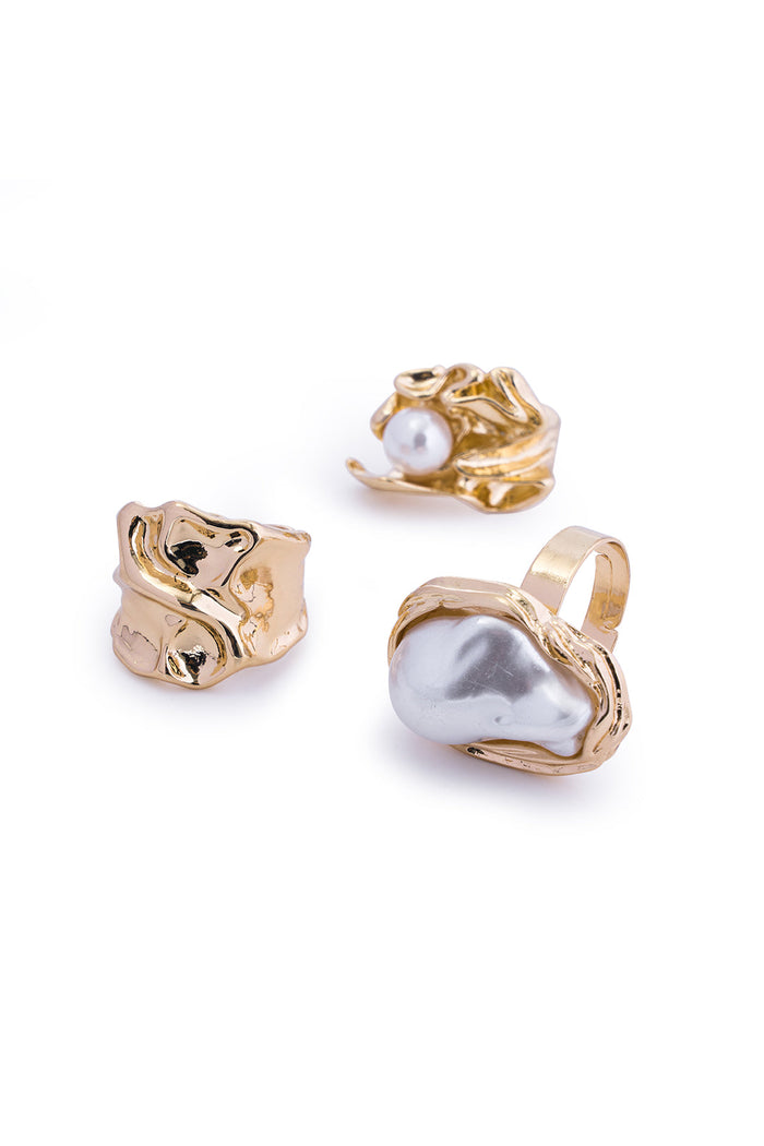 Metal Wrinkled Pearl Rings