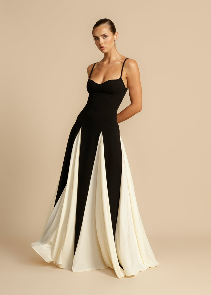 Olivia - Elegant Women's Wedding Guest Dress with Sweetheart Neck and Colorblock Maxi Skirt