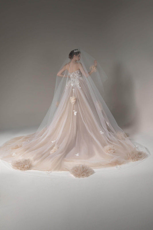 One-tier Cut Edge Tulle Cathedral Veils with Appliques Beading CV0276 - COCOMELODY