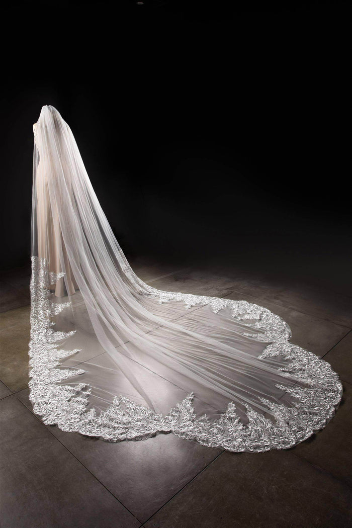 One-tier Lace Edge Tulle Lace Cathedral Veils with Appliques CV0285 - COCOMELODY