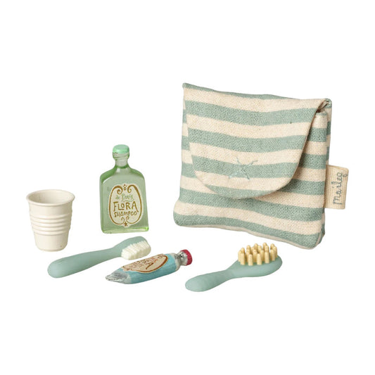 Toothbrush Set in Bag, Mouse