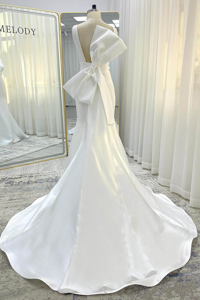 Trumpet-Mermaid Court Train Mikado Wedding Dress CW3356 - COCOMELODY
