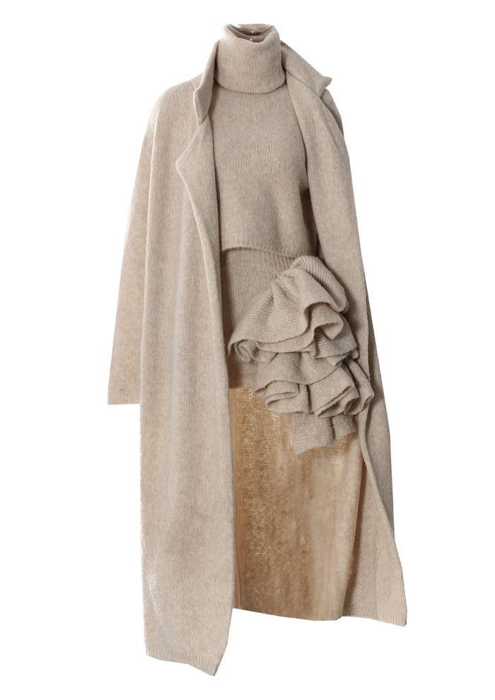 turtleneck knit top with maxi coat and ruffle detail - Logenh
