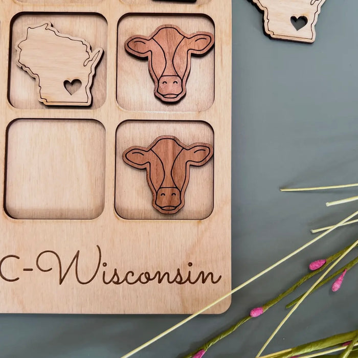 Wisconsin Tic Tac Toe Game